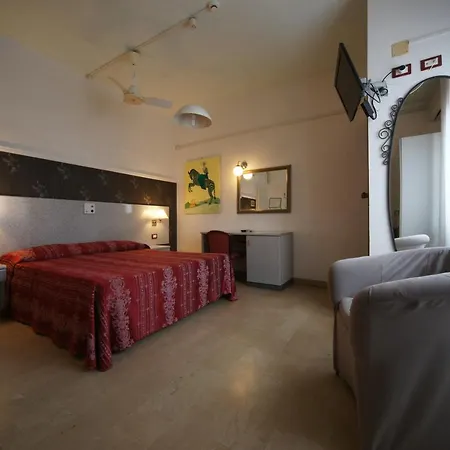 リベルティ ヴィアレッジョ